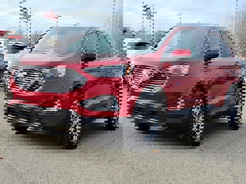 Certified 2022 Ford Edge SEL w/ Convenience Package image 3