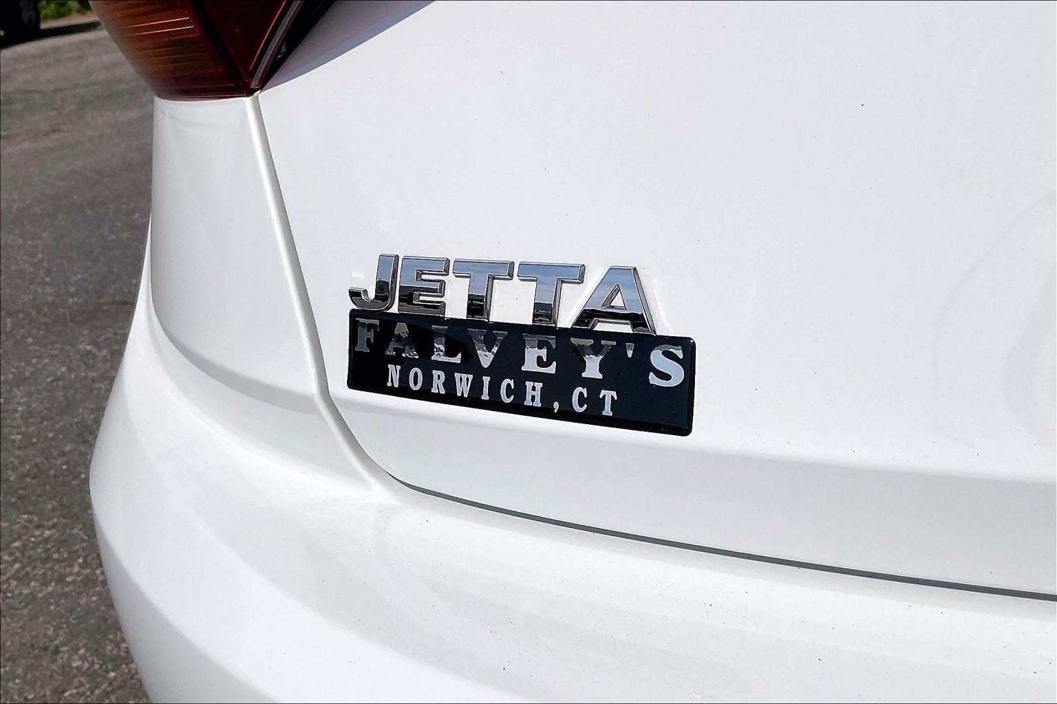Used 2019 Volkswagen Jetta R-Line w/ R-Line Cold Weather Package FWD image 29