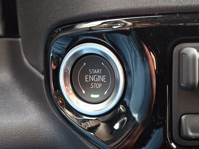 New 2026 GMC Sierra 1500 SLE w/ Preferred Package image 15