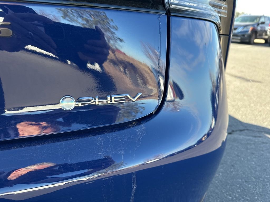 Used 2025 Toyota Prius Plug-In Hybrid image 35