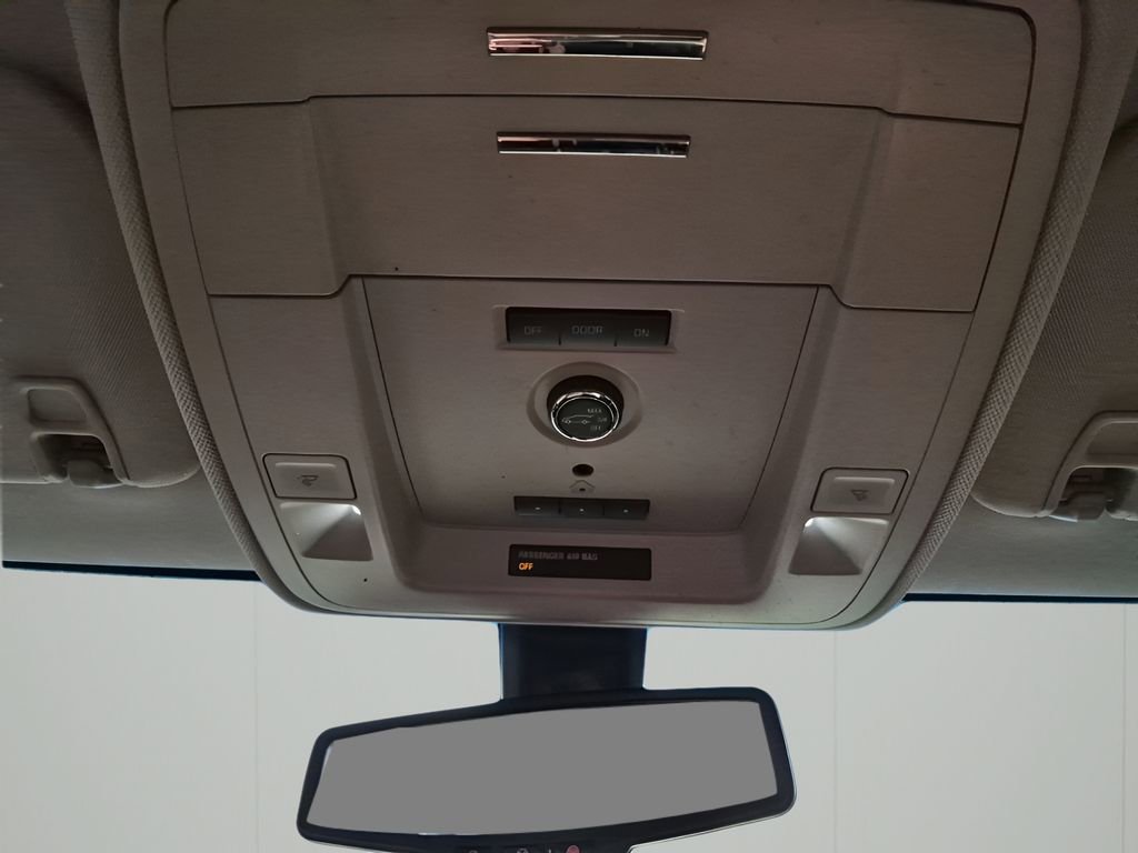 Used 2018 GMC Yukon XL SLE w/ SLE Value Package image 41