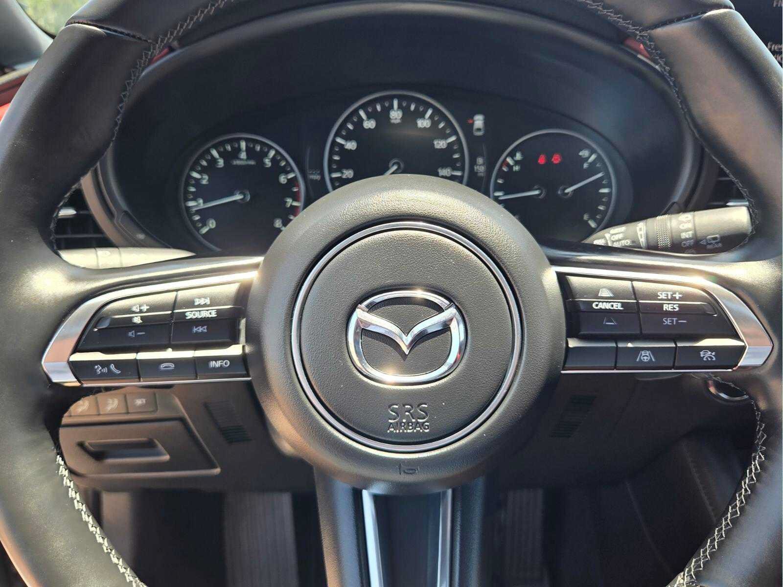 Certified 2026 MAZDA MAZDA3 Hatchback w/ Appearance Package AWD/4WD image 28