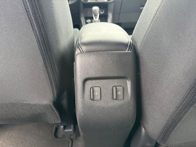 Used 2024 Nissan Kicks SV FWD image 17