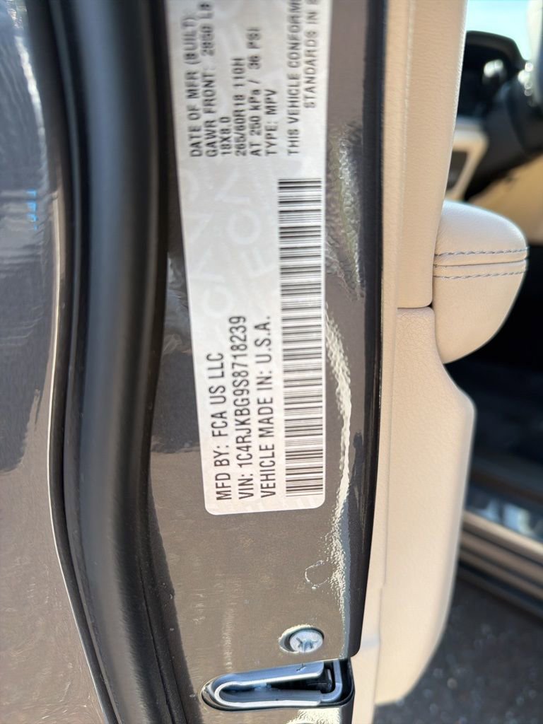 Certified 2025 Jeep Grand Cherokee L Limited AWD/4WD image 20