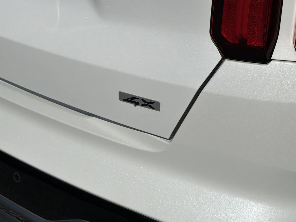 Used 2023 Kia Sorento SX image 27