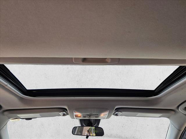 Used 2021 Toyota RAV4 XLE w/ Convenience Package FWD image 17