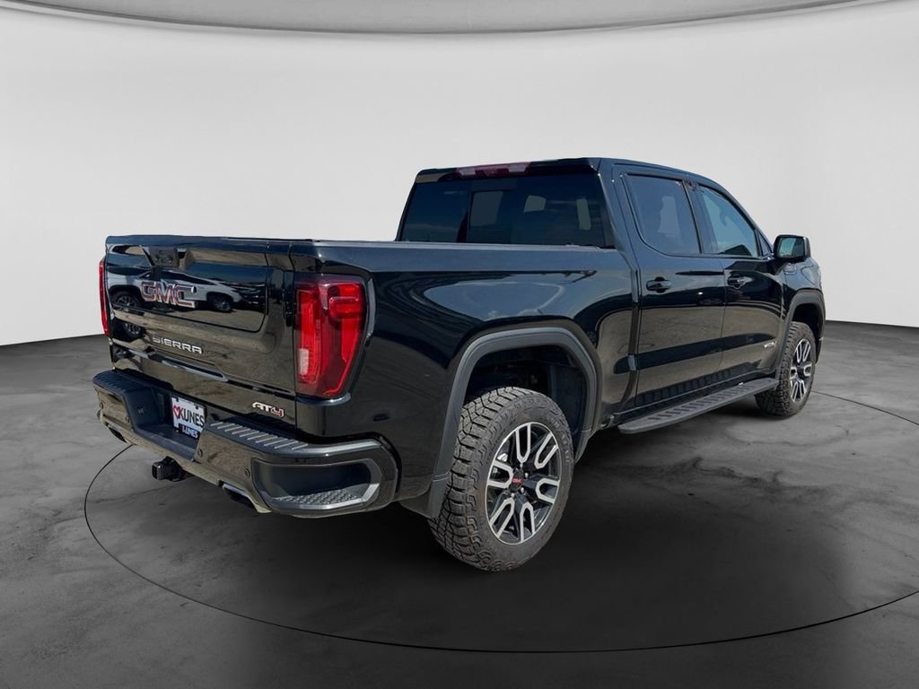 Used 2023 GMC Sierra 1500 AT4 w/ AT4 Premium Package AWD/4WD image 10