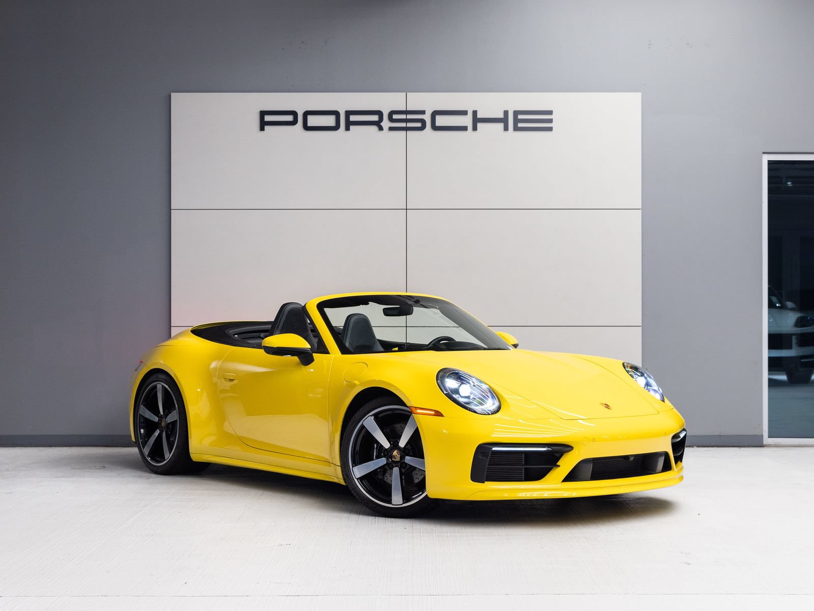 Certified 2022 Porsche 911 Carrera S RWD image 11