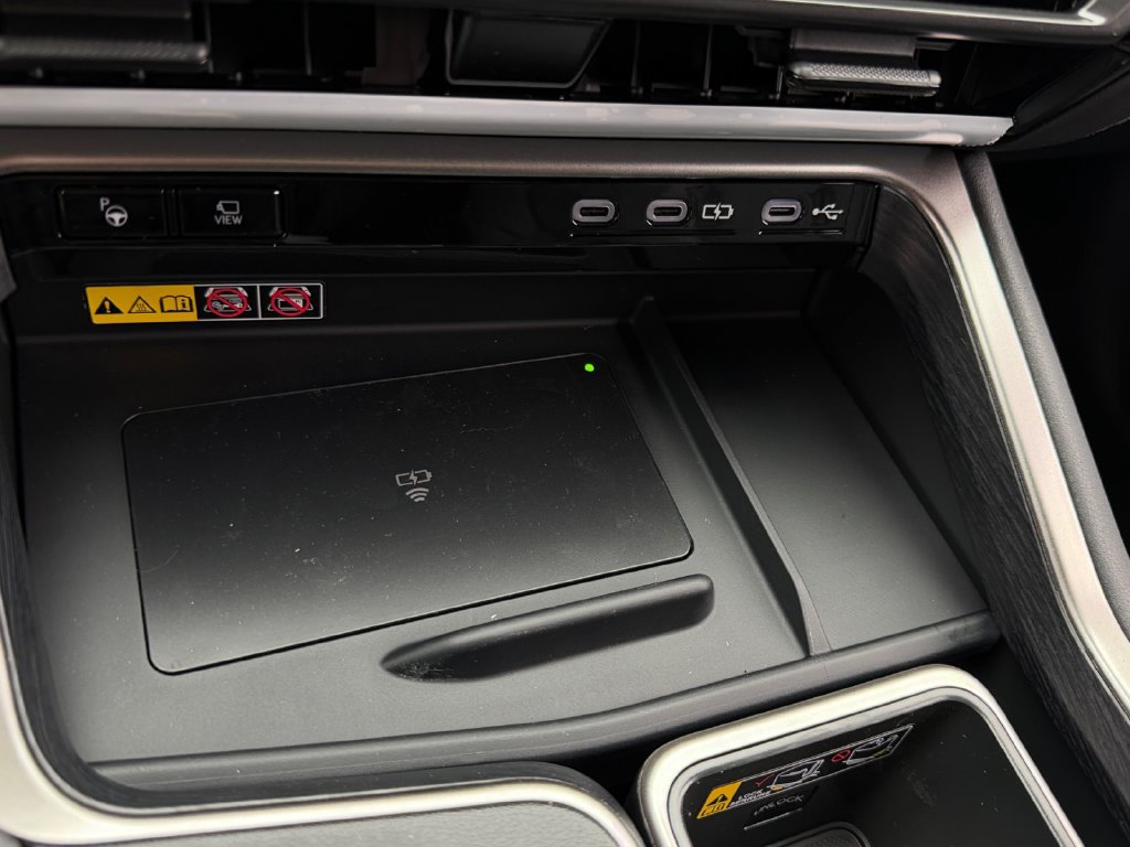 New 2026 Lexus TX 500h AWD image 21
