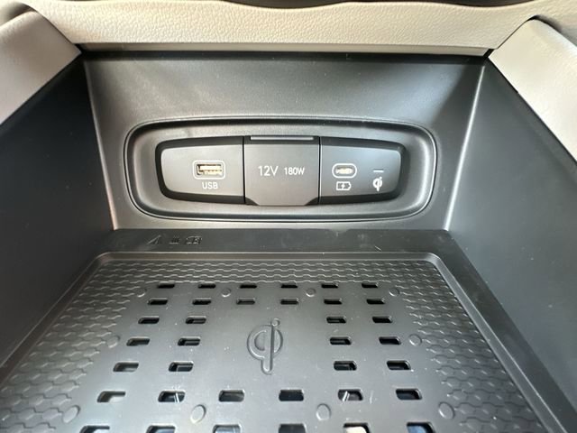 New 2026 Hyundai Venue SEL FWD image 20