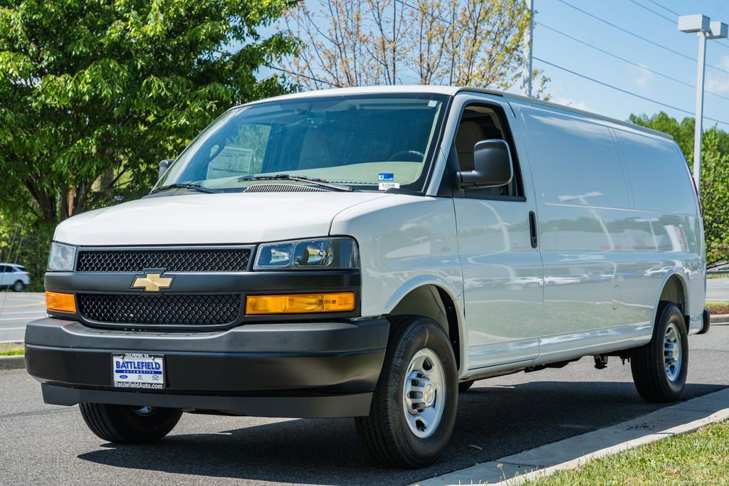 New 2026 Chevrolet Express 2500 Extended w/ Driver Convenience Package RWD image 3