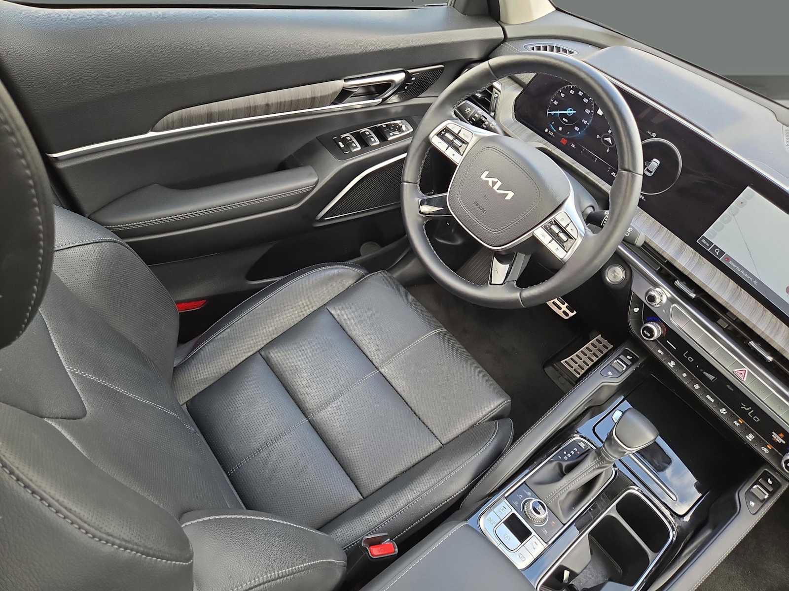 Used 2024 Kia Telluride SX w/ Towing Package image 35