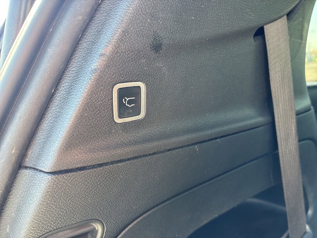 Used 2018 Chrysler Pacifica Touring Plus w/ S Appearance Package image 9