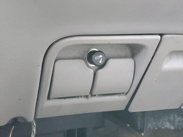 Used 1997 Chevrolet Suburban 4WD w/ Preferred Equipment Group 2 image 20