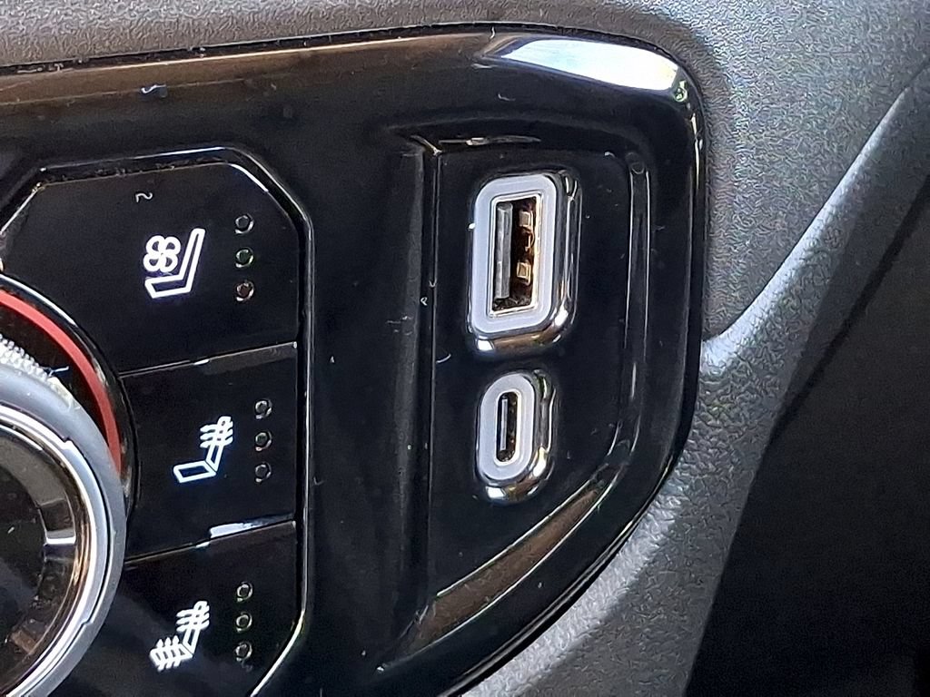 Used 2024 Chevrolet Silverado 3500 LTZ w/ LTZ Plus Package AWD/4WD image 24