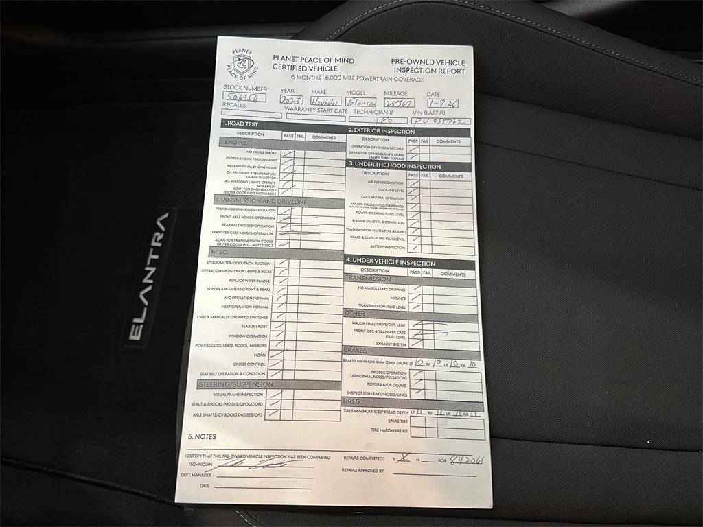 Used 2023 Hyundai Elantra Blue image 28