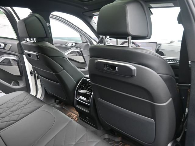 New 2026 BMW X6 xDrive40i AWD/4WD image 27