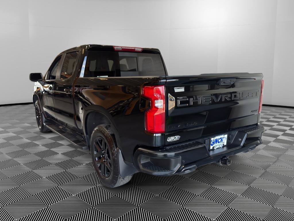 Used 2024 Chevrolet Silverado 1500 RST AWD/4WD image 3