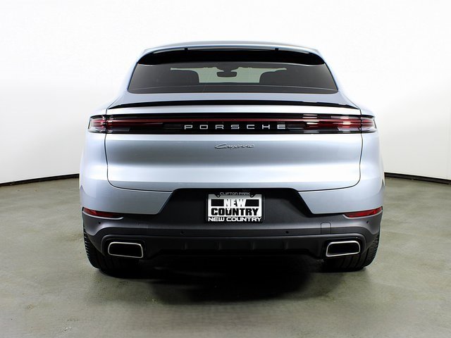 New 2025 Porsche Cayenne Coupe image 6