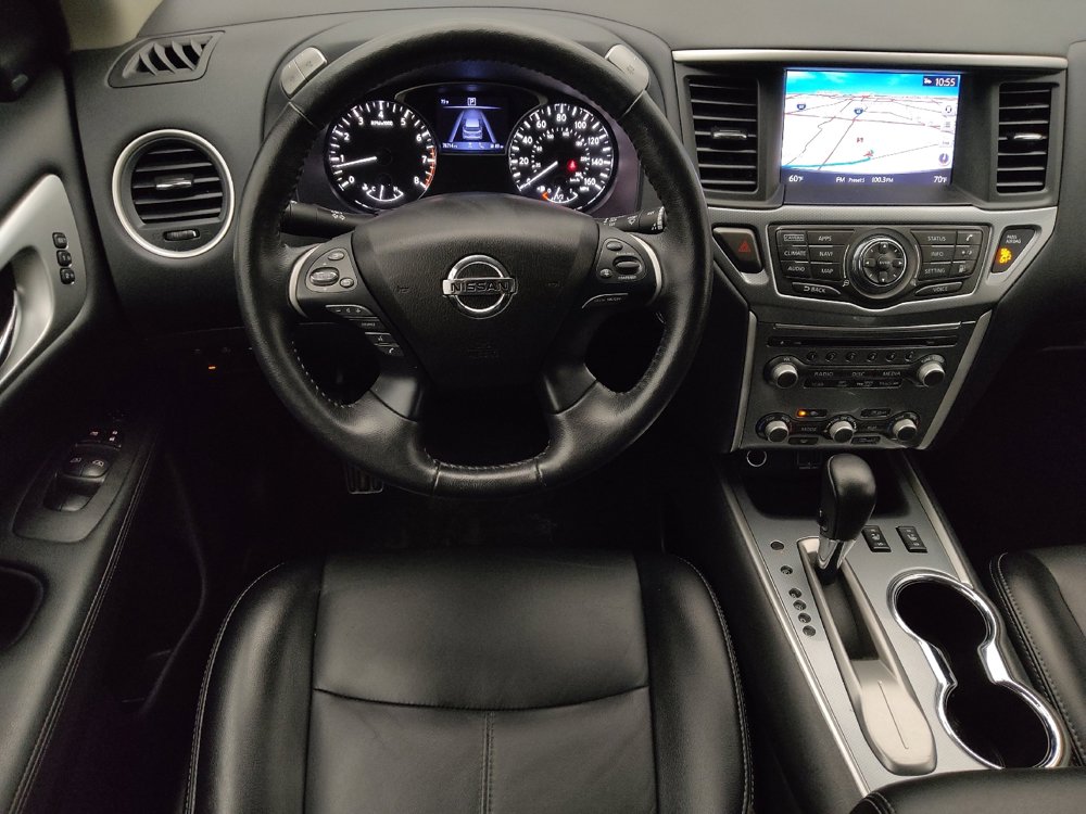 Used 2020 Nissan Pathfinder SL image 22