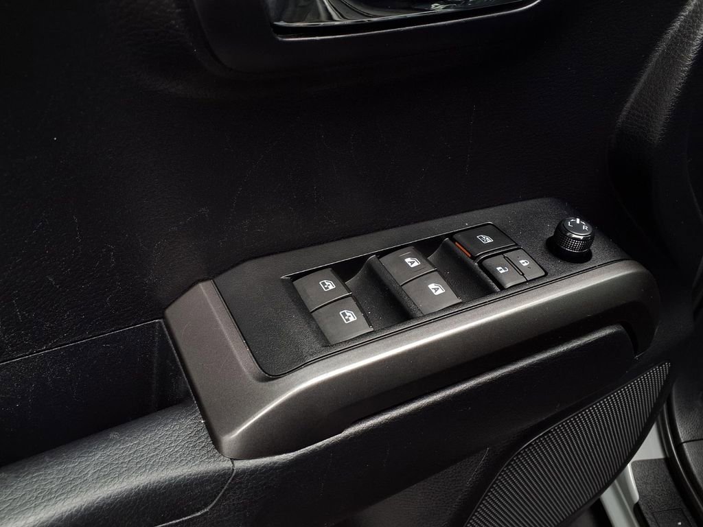 Used 2021 Toyota Tacoma TRD Sport w/ Technology Package RWD image 18