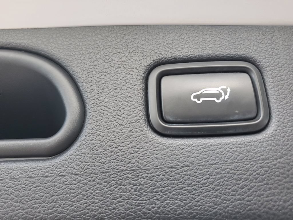 Used 2016 Hyundai Tucson Limited w/ Option Group 03 FWD image 15