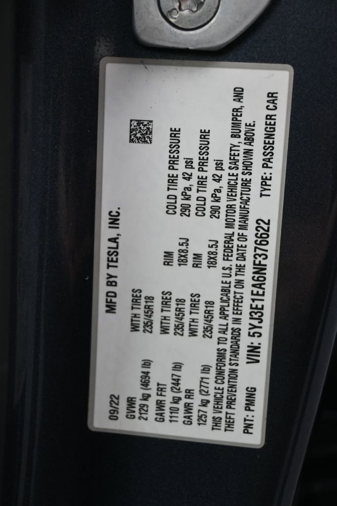 Used 2022 Tesla Model 3 Standard Range RWD image 12