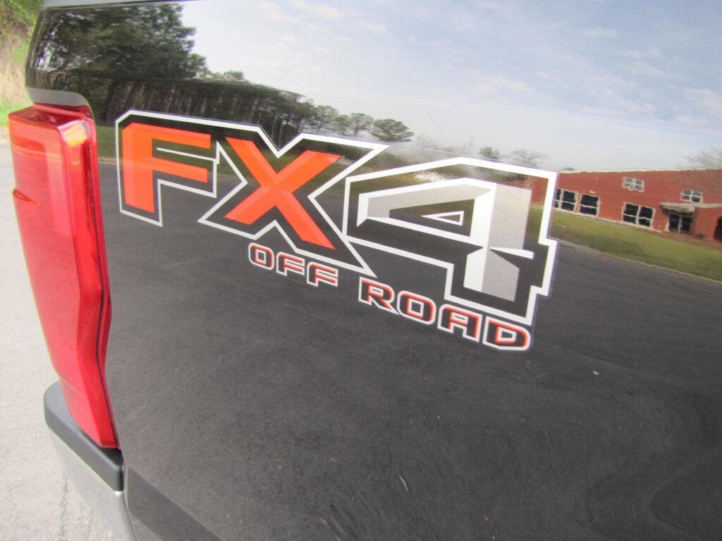 Used 2022 Ford F250 XL w/ STX Appearance Package AWD/4WD image 31