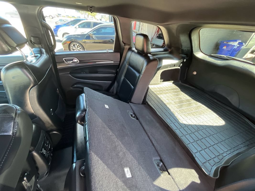 Used 2020 Jeep Grand Cherokee Limited AWD/4WD image 17