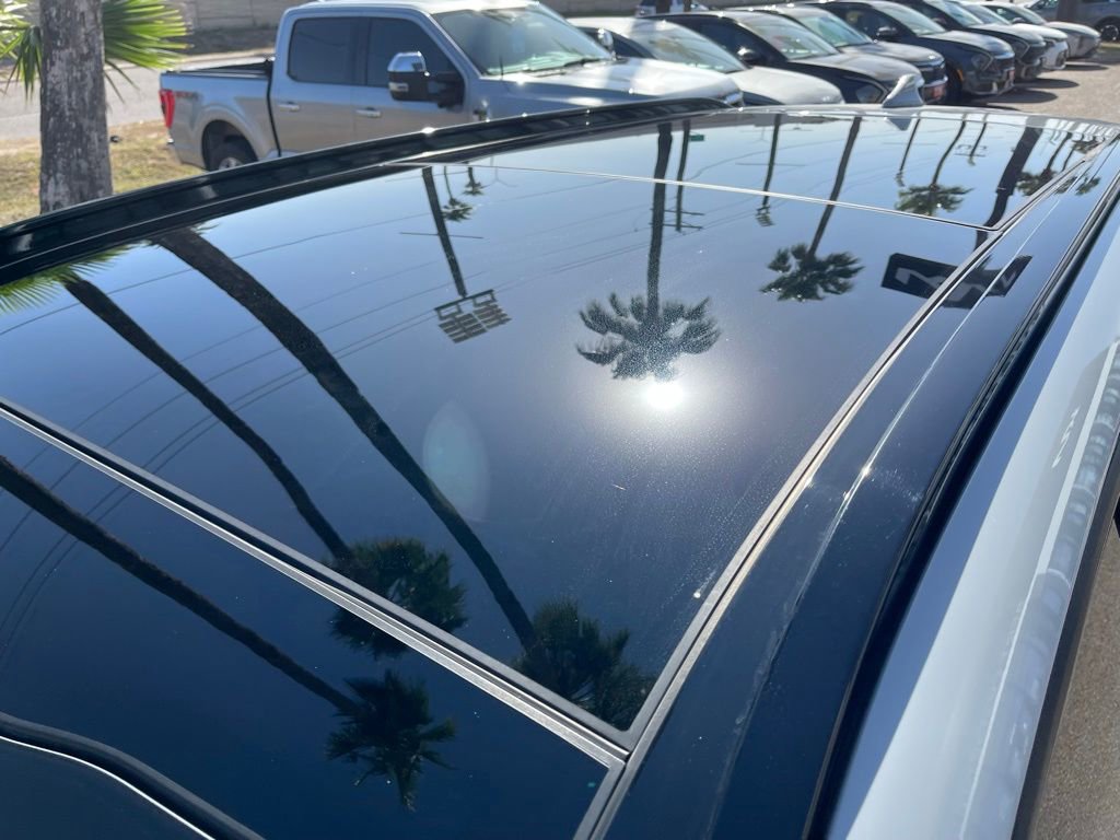 Used 2023 Kia Sorento EX w/ Panoramic Sunroof Package image 23