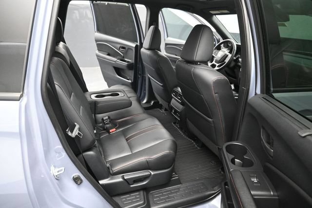 Certified 2025 Honda Passport TrailSport image 33