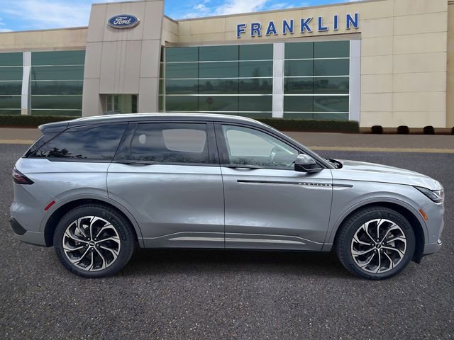 Used 2024 Lincoln Nautilus Reserve image 8