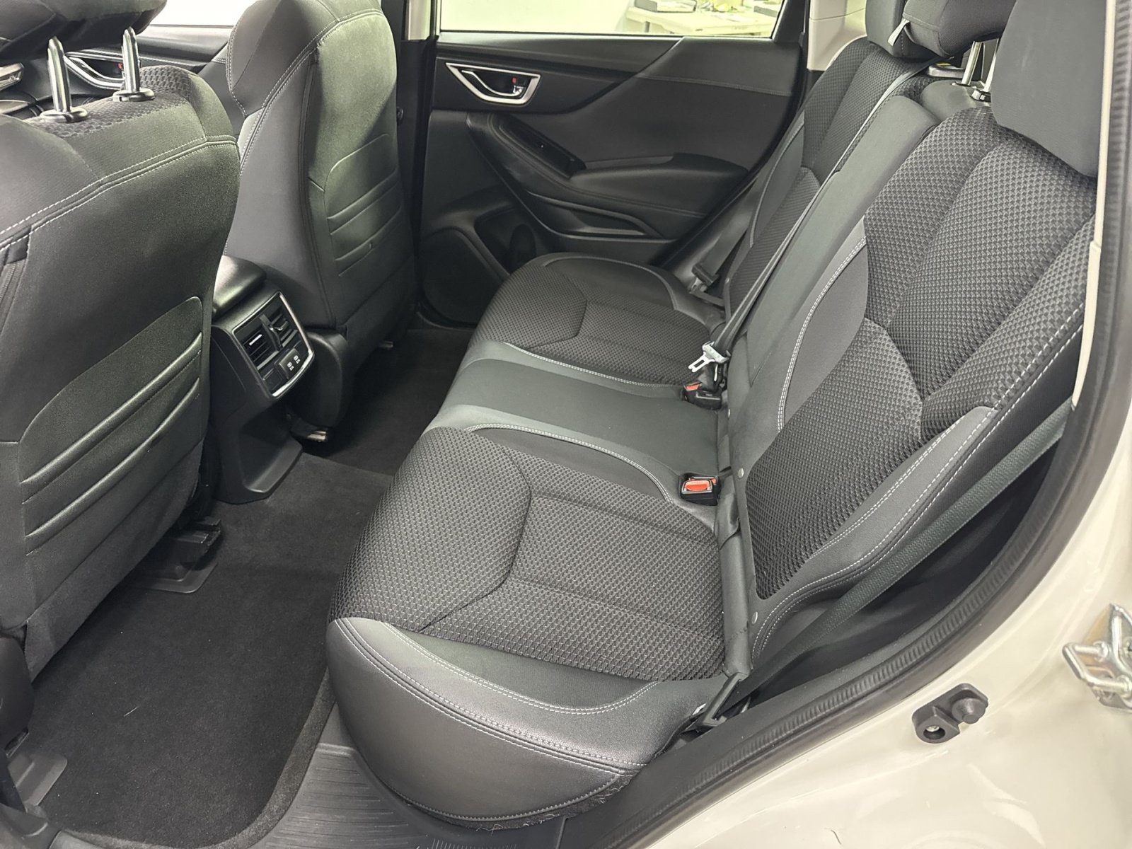 Used 2022 Subaru Forester Premium AWD/4WD image 37
