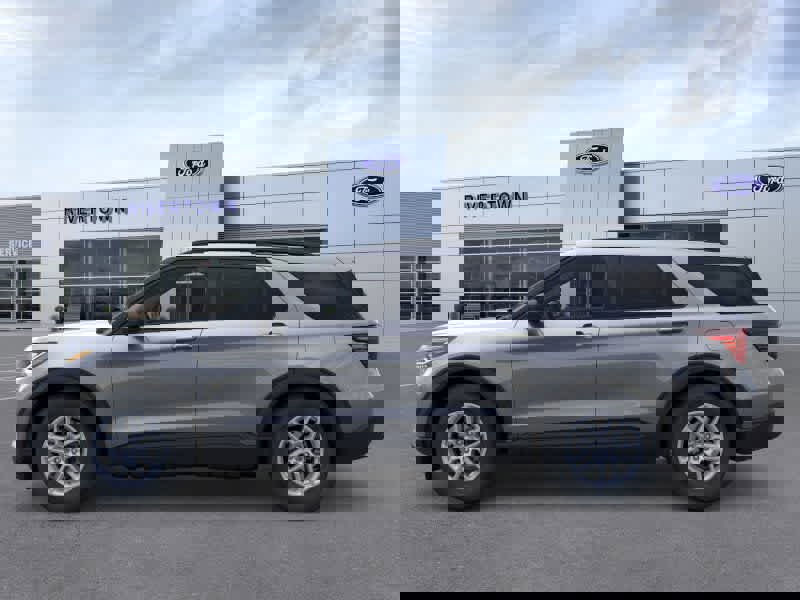 New 2026 Ford Explorer Active image 3