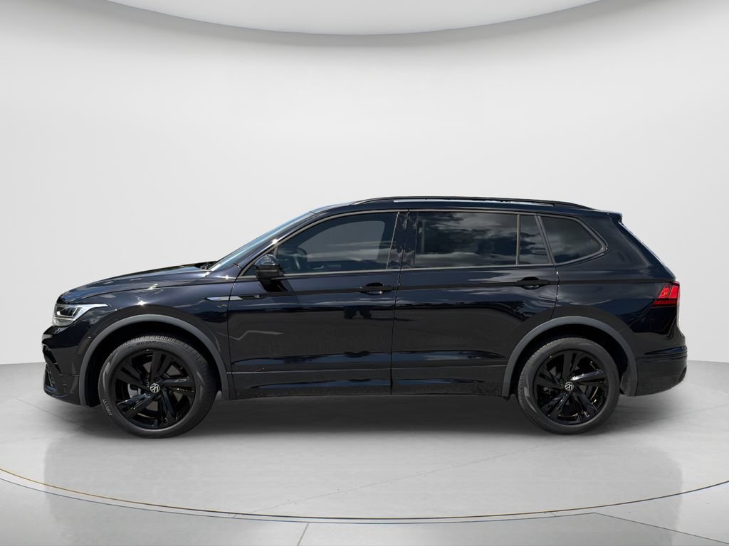 Used 2023 Volkswagen Tiguan SE R-Line FWD image 8