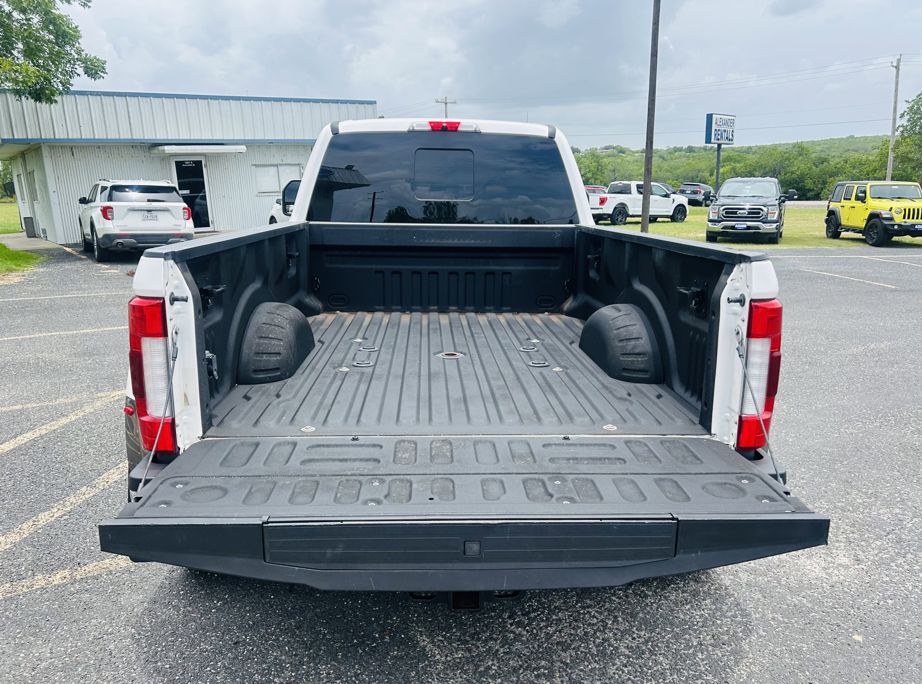 Used 2019 Ford F450 King Ranch w/ King Ranch Ultimate Package image 9