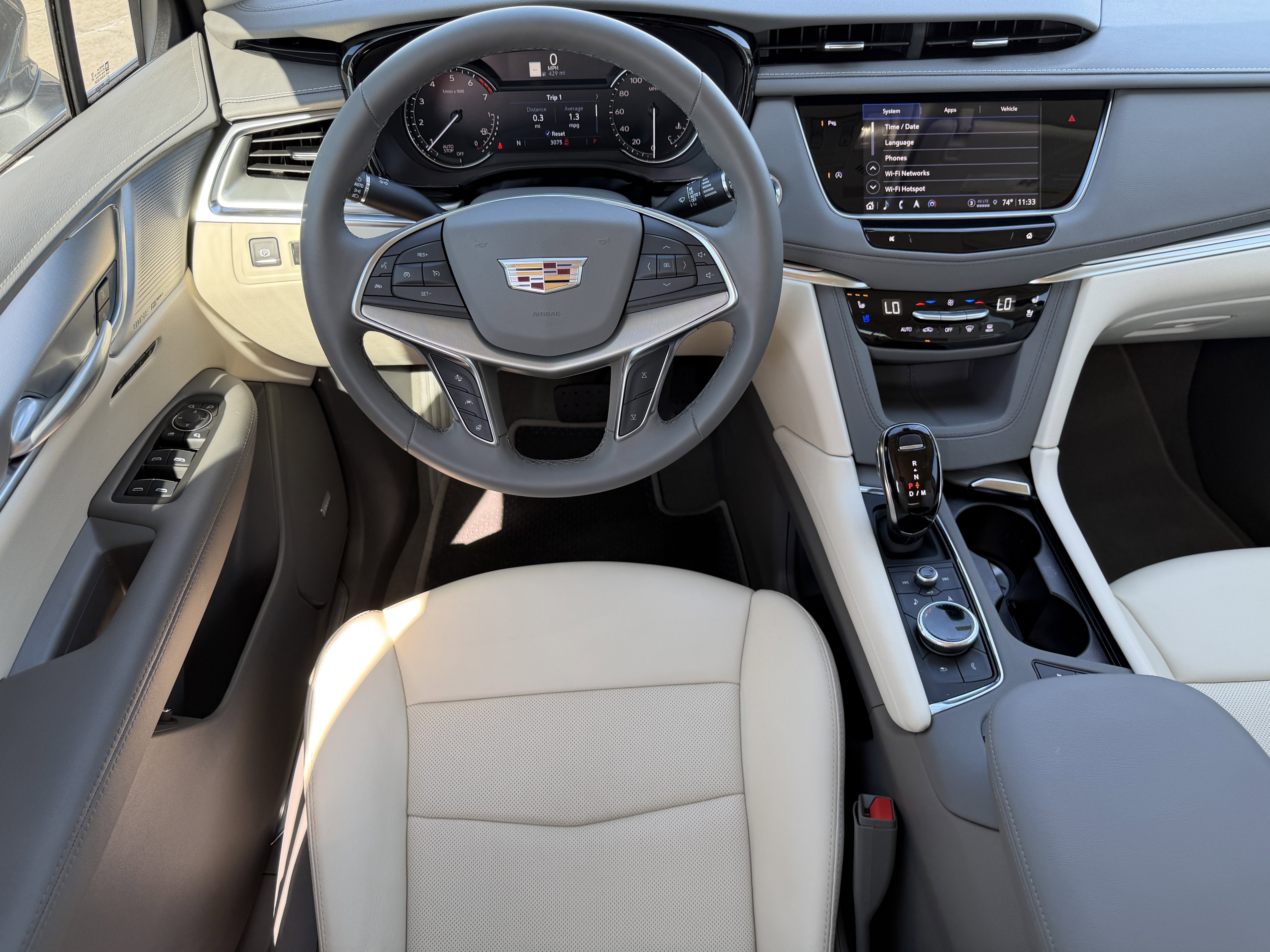 New 2025 Cadillac XT5 Premium Luxury image 14