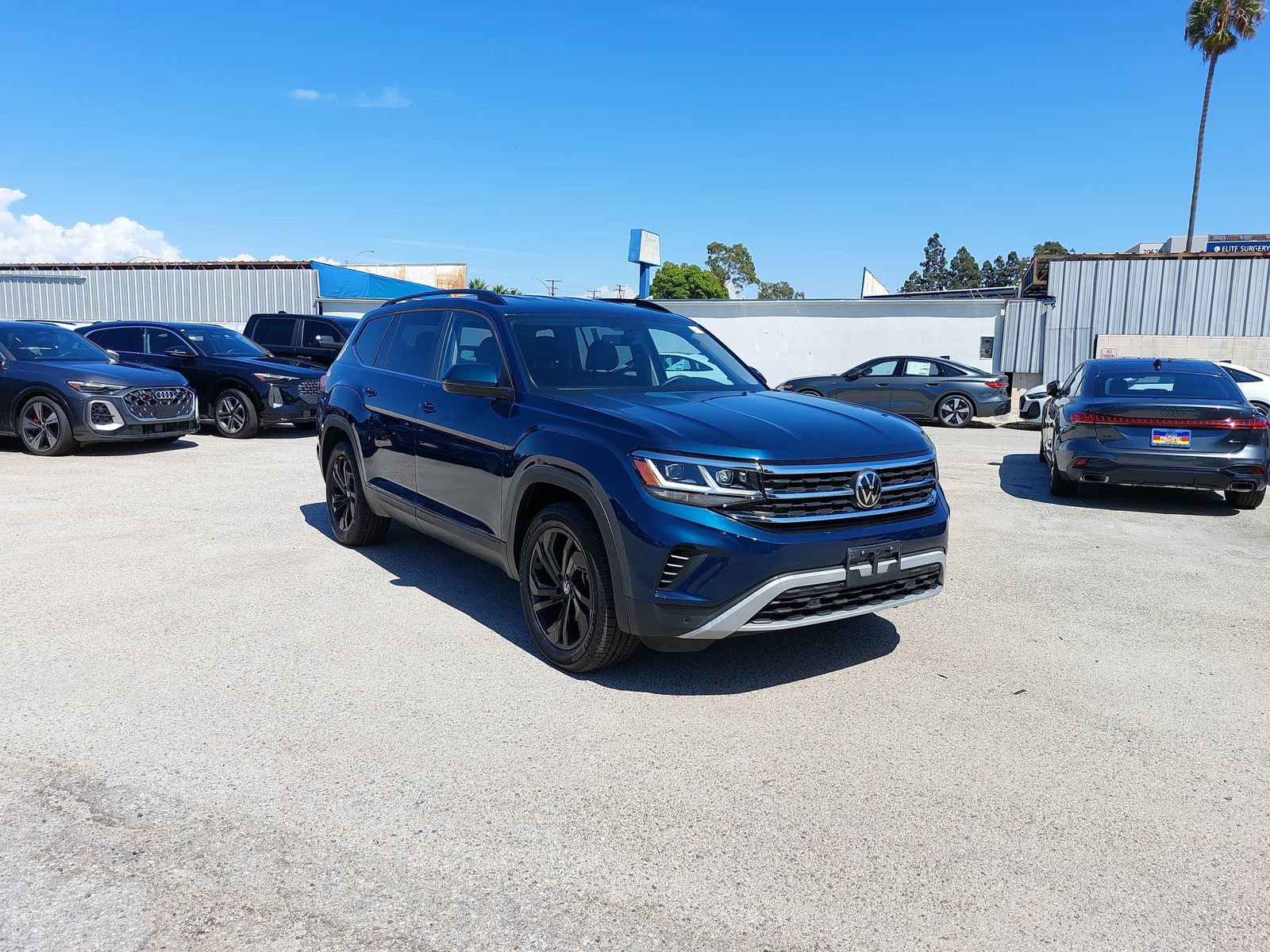 Used 2022 Volkswagen Atlas SE FWD image 3