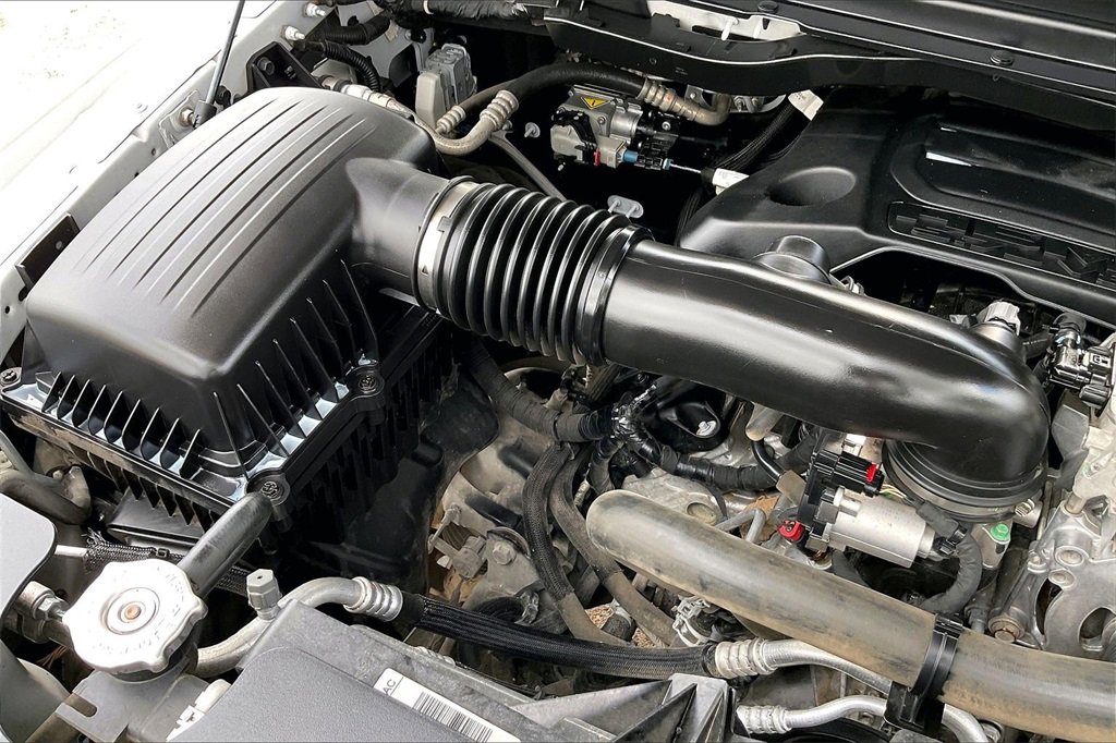 Used 2020 RAM 1500 Limited image 32