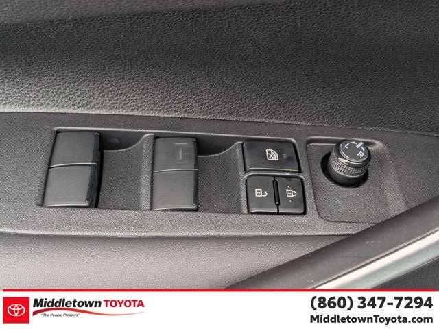 Used 2023 Toyota Corolla SE FWD image 12