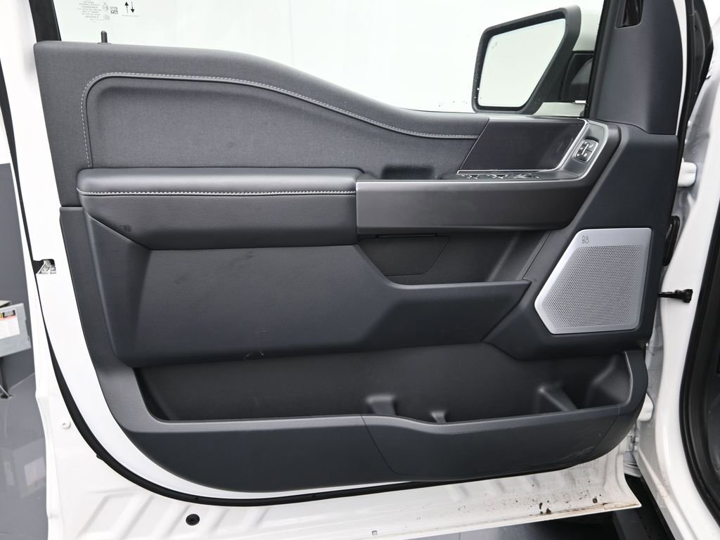 New 2025 Ford F150 Lariat w/ Equipment Group 502A High image 14