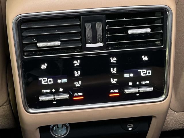 Used 2023 Porsche Cayenne image 26