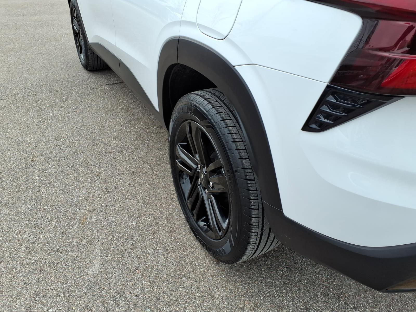 Certified 2024 Chevrolet Trax ACTIV image 11