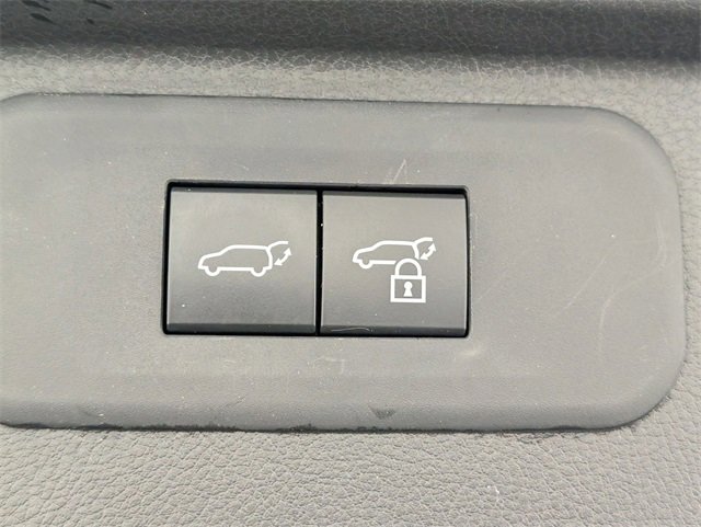Used 2024 Toyota Grand Highlander Limited image 30