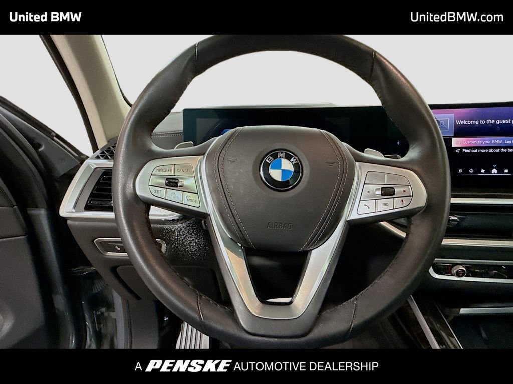 Used 2024 BMW X7 xDrive40i w/ Premium Package AWD/4WD image 6