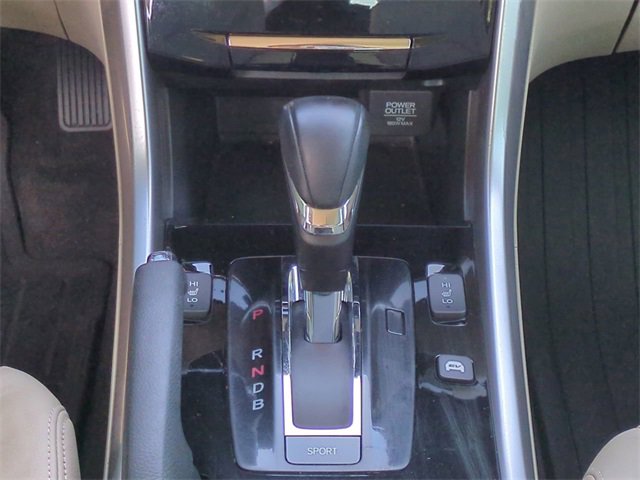 Used 2017 Honda Accord Touring image 20