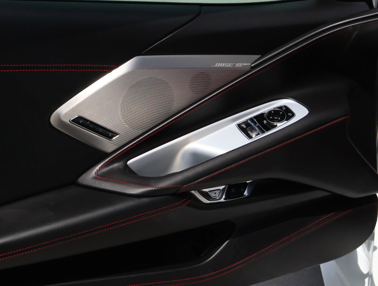 Used 2020 Chevrolet Corvette Stingray Premium Cpe w/ 3LT Preferred Equipment Group image 15