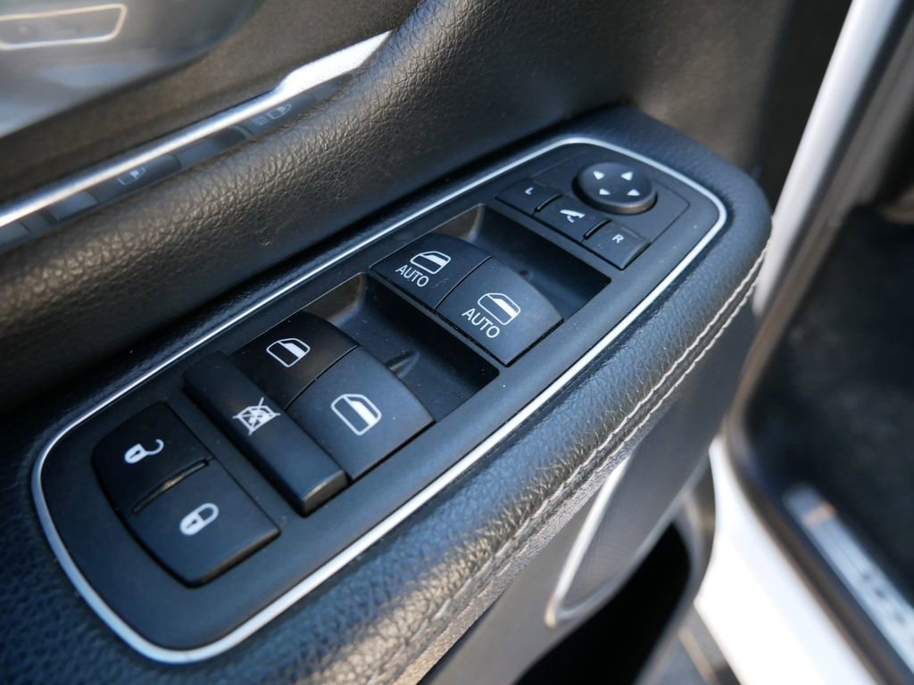 Used 2022 RAM 1500 Laramie image 16