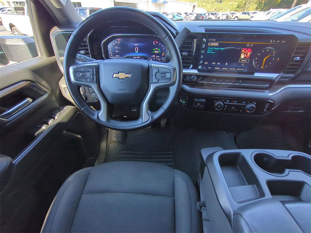 Used 2024 Chevrolet Silverado 2500 LT image 16