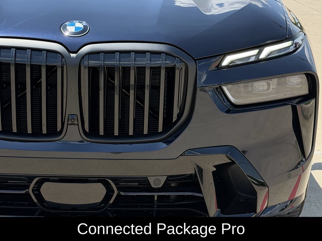 Used 2026 BMW X7 xDrive40i w/ M Sport Package AWD/4WD image 4